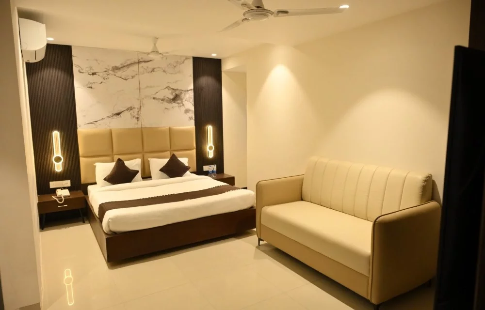Weekend in Dewas: How to Plan a Comfortable Budget Stay Without Compromising Quality